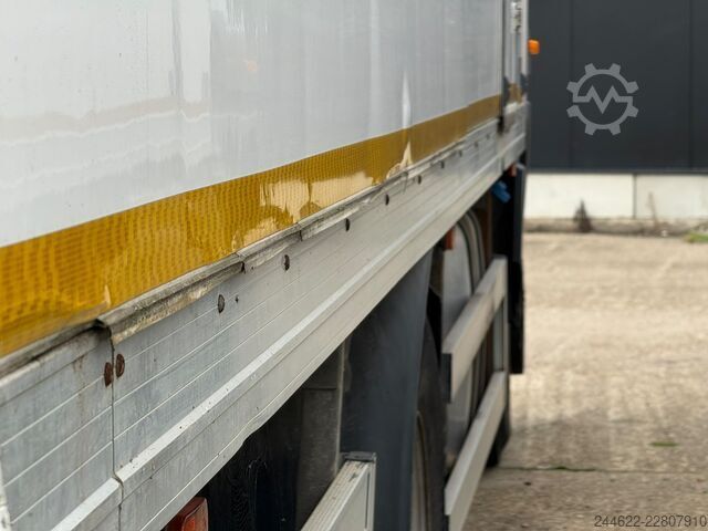 Kastenwagen 4x2 mit Dhollandia-Ladebordwand und Seitentür Ford 2023 FORD 1833 DC 4x2 (EXPORT)