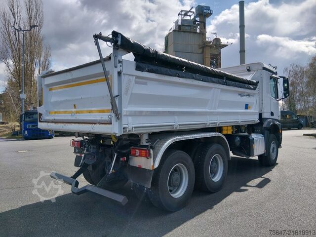 Kipper LKW Mercedes-Benz Arocs 2653 Meiller 3-Seitenkipper