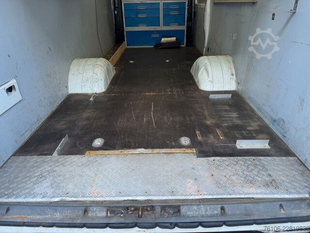 Kastenwagen hoch IVECO Daily 50C17 Kastenwagen 3 liter *AHK*