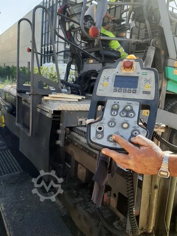 Asphaltfertiger Vögele SUPER 1803-2