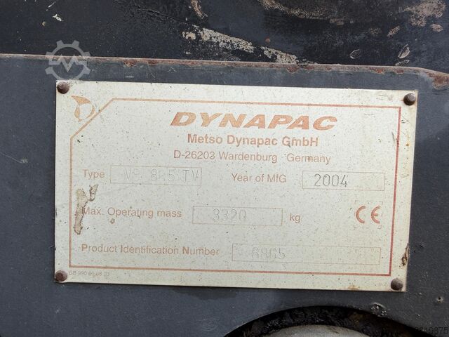 Radfertiger Dynapac F121-4W (VB 805 TV)