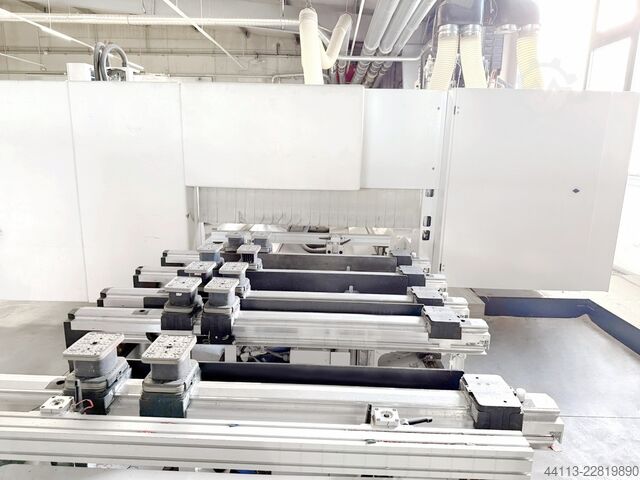 CNC Bearbeitungszentrum MIT Verleim HOMAG Centateq E-500 (BMG 512/60/12/V/A)