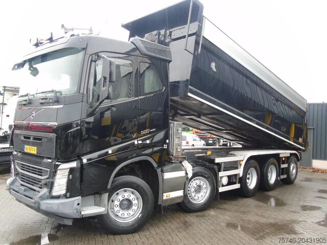 Kipper Volvo FH 500 + 10X4 + 33 CUB + SMALL DAMAGE CAB