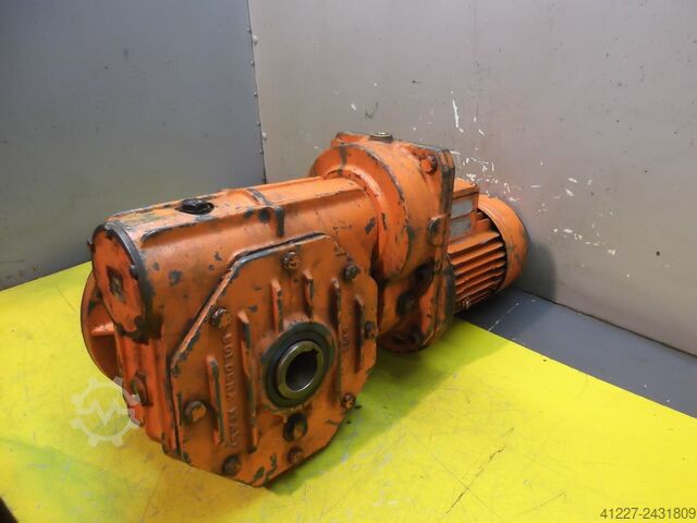 Getriebemotor 0,75 kW 5,83 U/min Blecher ZK80B-4