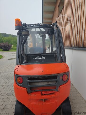 Gabelstapler Linde H30 Diesel Triplex