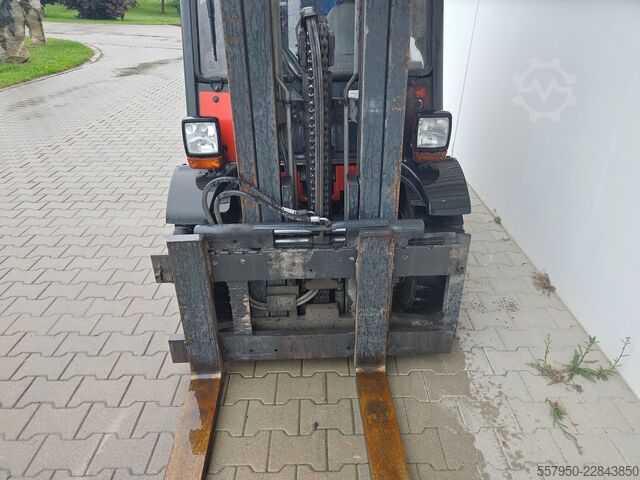 Gabelstapler Linde H30 Diesel Triplex