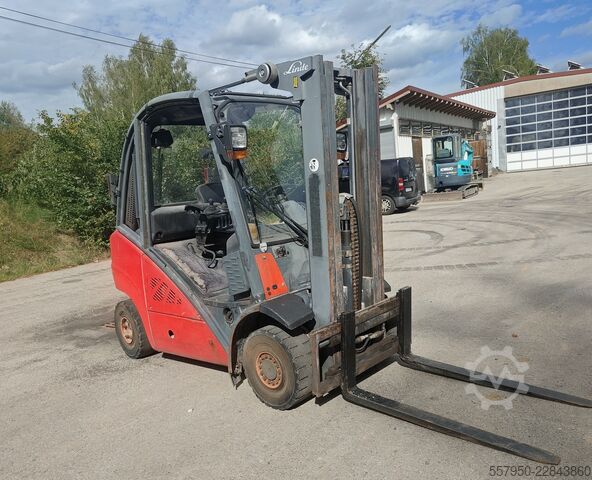 Gabelstapler Linde H 25 Diesel Triplex