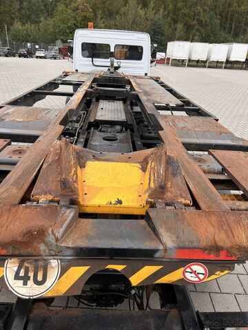 Swap body truck Mercedes-Benz Kamag/Wiesel WBH 25 Sattelkupplung