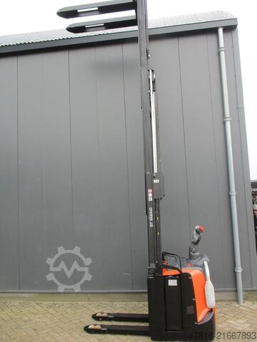 Hochhubwagen TOYOTA SPE120