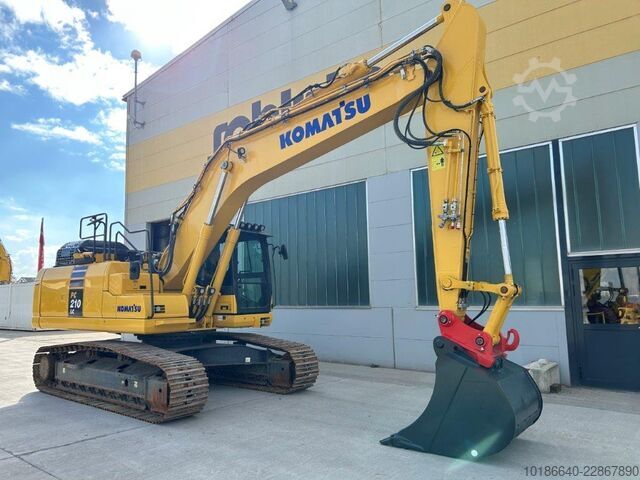 Komatsu PC210LC-11E0 Komatsu PC210LC-11E0