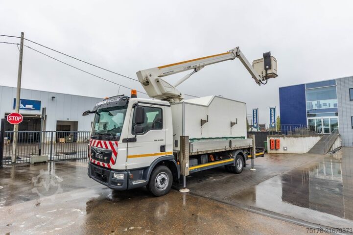 Hebebühne MAN TGL 12.220 BB - DANILFT WDT 180S