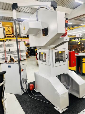 Automatische Stanzmaschine MABU 25 VPR