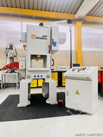 Automatische Stanzmaschine MABU 25 VPR