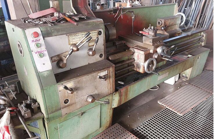 Center lathe AFM TUG 40