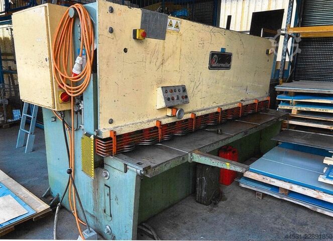 Hydraulic guillotine shear DURMA AGH 3 M 20