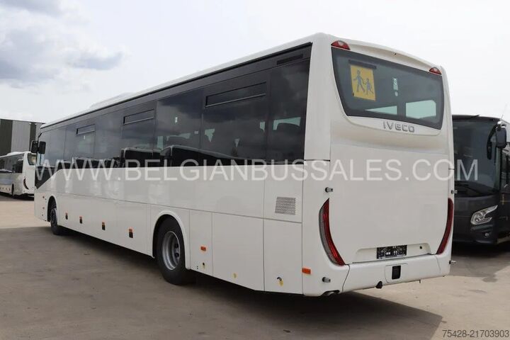 Intercitybus Iveco Crossway 13m Pop / Double middle door/ prép Lif...