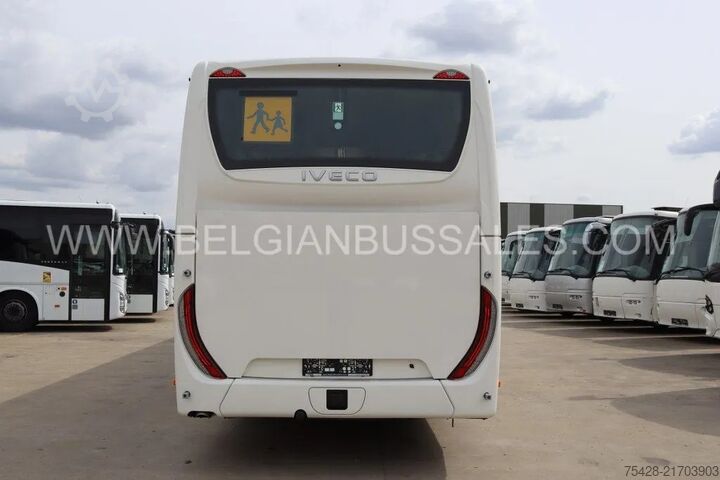 Intercitybus Iveco Crossway 13m Pop / Double middle door/ prép Lif...