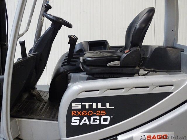 Electric 4-wheel forklift Still RX60-25 - TRIPLEX