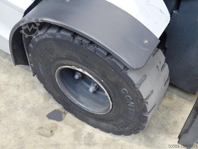 Electric 4-wheel forklift Still RX60-25 - TRIPLEX