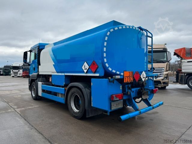 Tanker truck MAN TGS 18.400*TANKWAGEN*3 KAMMER*OBEN UND UNTEN*TÜV