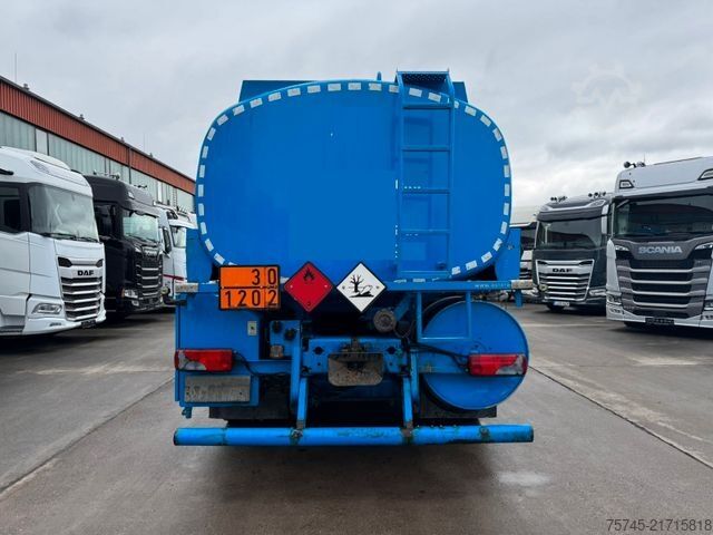 Tanker truck MAN TGS 18.400*TANKWAGEN*3 KAMMER*OBEN UND UNTEN*TÜV