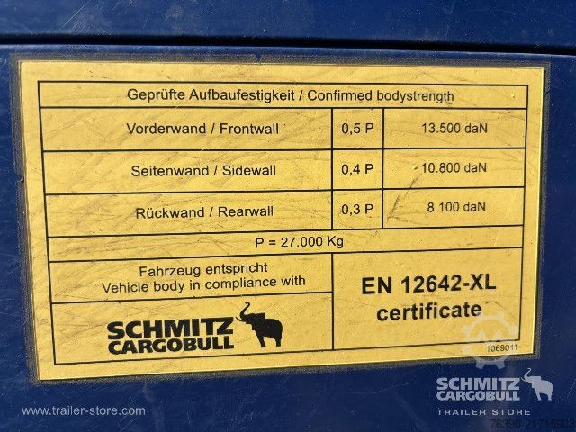 Auflieger mit Pritsche & Plane Schmitz Cargobull Semitrailer Curtainsider Mega
