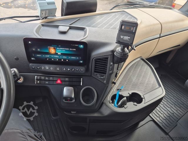 Standard tractor unit MERCEDES-BENZ Actros 1848 LS Hydraulik Reatarder Standklima