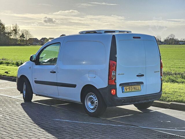 Refrigerated box wagon MERCEDES-BENZ CITAN 109 CDI Carrier Koelwagen!