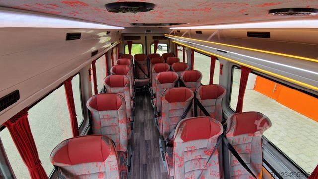 Kleinbus MERCEDES-BENZ Sprinter 415 ,19 SS Lagerfahrzeug in Stock