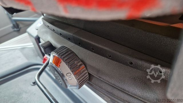 Kleinbus MERCEDES-BENZ Sprinter 415 ,19 SS Lagerfahrzeug in Stock