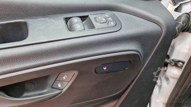 Kleinbus MERCEDES-BENZ Sprinter 415 ,19 SS Lagerfahrzeug in Stock