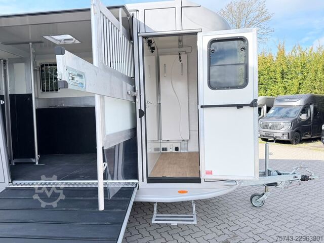 Pferdeanhänger  2 Pferdeanh.ANKA Hengstemodell,Sattelk. mit Bett