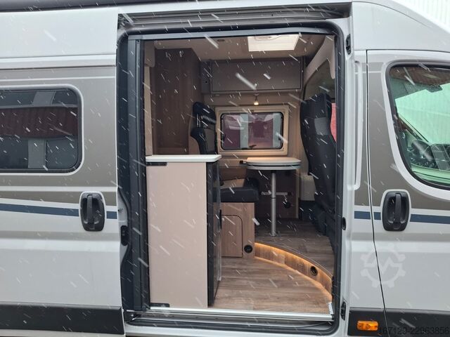 Kastenwagen Wohnmobil / Campervan CARADO pro CV 640 Rahmenfenster, Multimediapaket