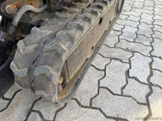 Mini excavator JCB 8008 CTS / 2021 BJ / 733 H / 2 x Löffel