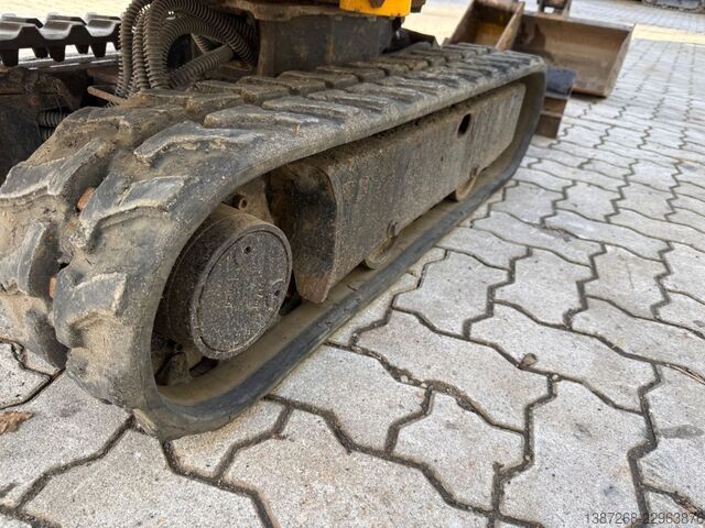 Mini excavator JCB 8008 CTS / 2021 BJ / 733 H / 2 x Löffel