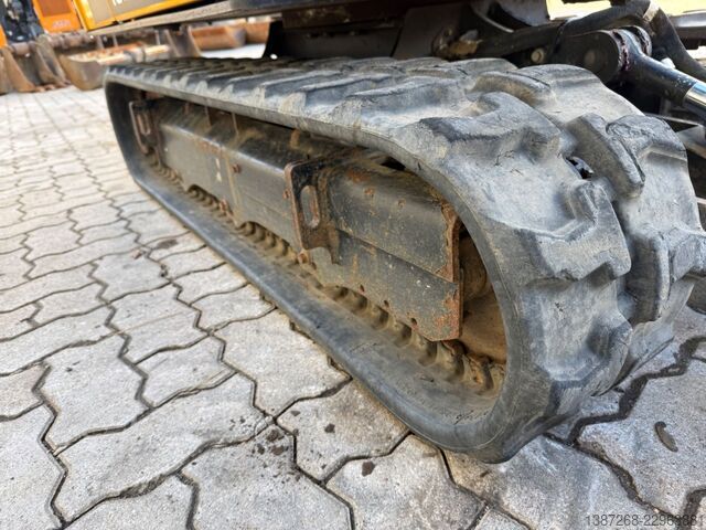 Mini excavator JCB 16C-1 / 799 H / 3 x Löffel / 2022 BJ