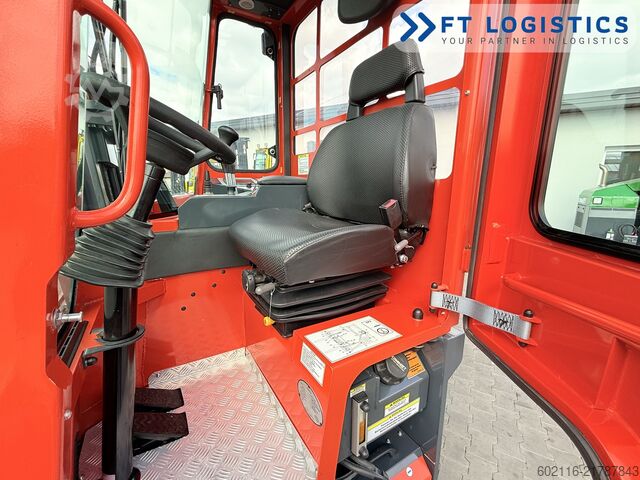 4-way forklift Combilift C3000ET TRIPLEX 5940 WIDE FORK POSITIONE