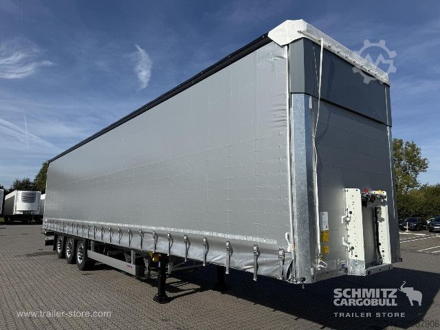 Auflieger mit Pritsche & Plane Schmitz Cargobull Curtainsider Mega Getränke