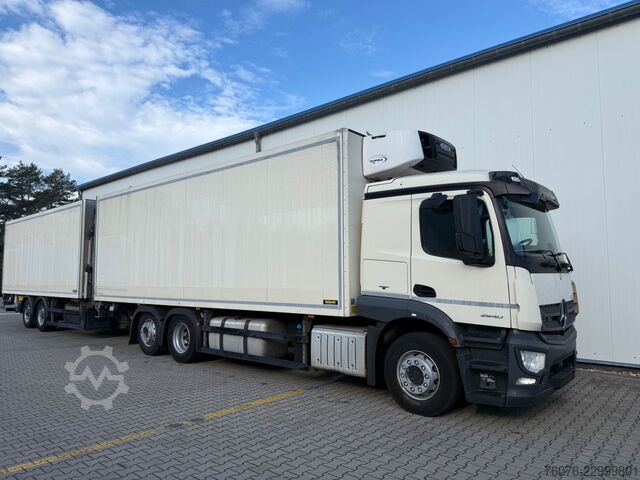 Refrigerated truck MERCEDES-BENZ 2540 LL 6x2/4 Kühlkoffer 8.2m LBW 2,5t  Carrier