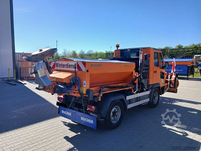 Three-way tipper van MULTICAR M31 C 4x4 mit Schneeschild + Silostreuer