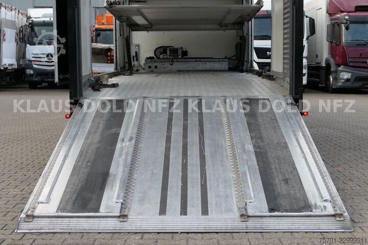 Car carrier truck MERCEDES-BENZ Actros 1845 geschloss. Autotransp. Euro 6