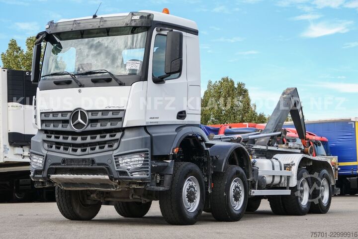 Roll-off tipper truck MERCEDES-BENZ Arocs 4545 Abrollkipper 8x8 Kamera Euro 6