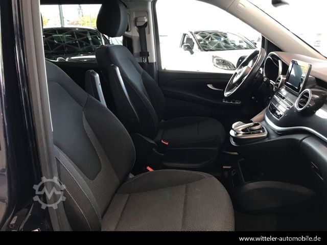 Minibus MERCEDES-BENZ V 220 d Edition kompakt AHK/Kamera/Navi Autom.