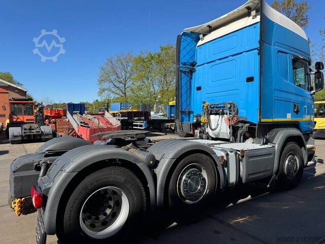 Standard tractor Scania R 520 LA