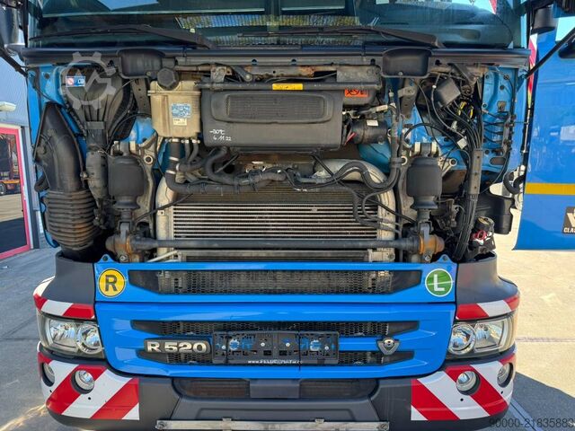 Standard tractor Scania R 520 LA