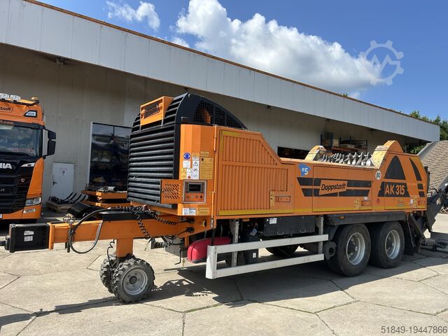 Mobile shredding plant Doppstadt AK 315