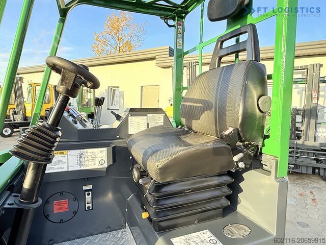 Four-way forklift Combilift CB4000 GAS TRIPLEX 5200 POSITIONER