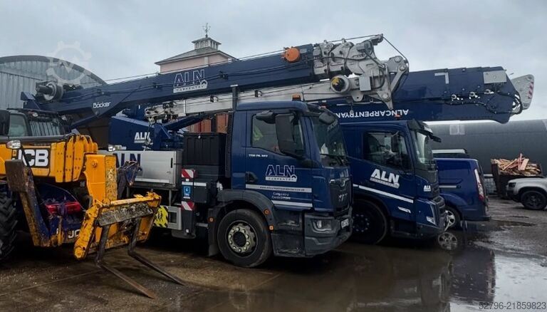 Mobile truck crane Bocker AK46/6000