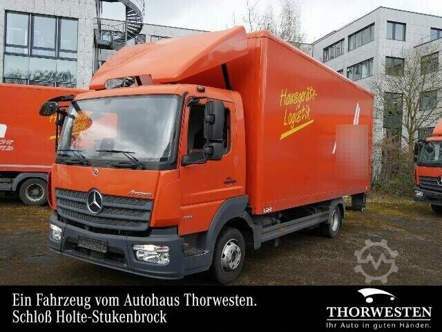 Box van Mercedes-Benz Atego 816 4x2 Automatik Koffer LBW IM VORLAUF