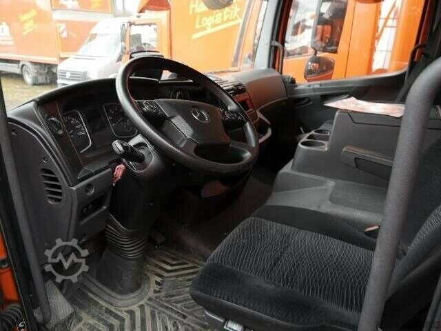 Box van Mercedes-Benz Atego 816 4x2 Automatik Koffer LBW / IM VORLAUF